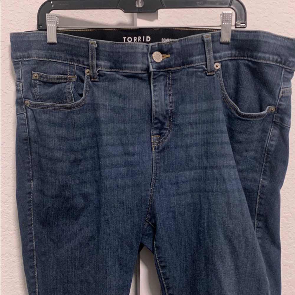 Torrid Bombshell Skinny Premium Stretch Jeans Size 22 XShort - Picture 2 of 10